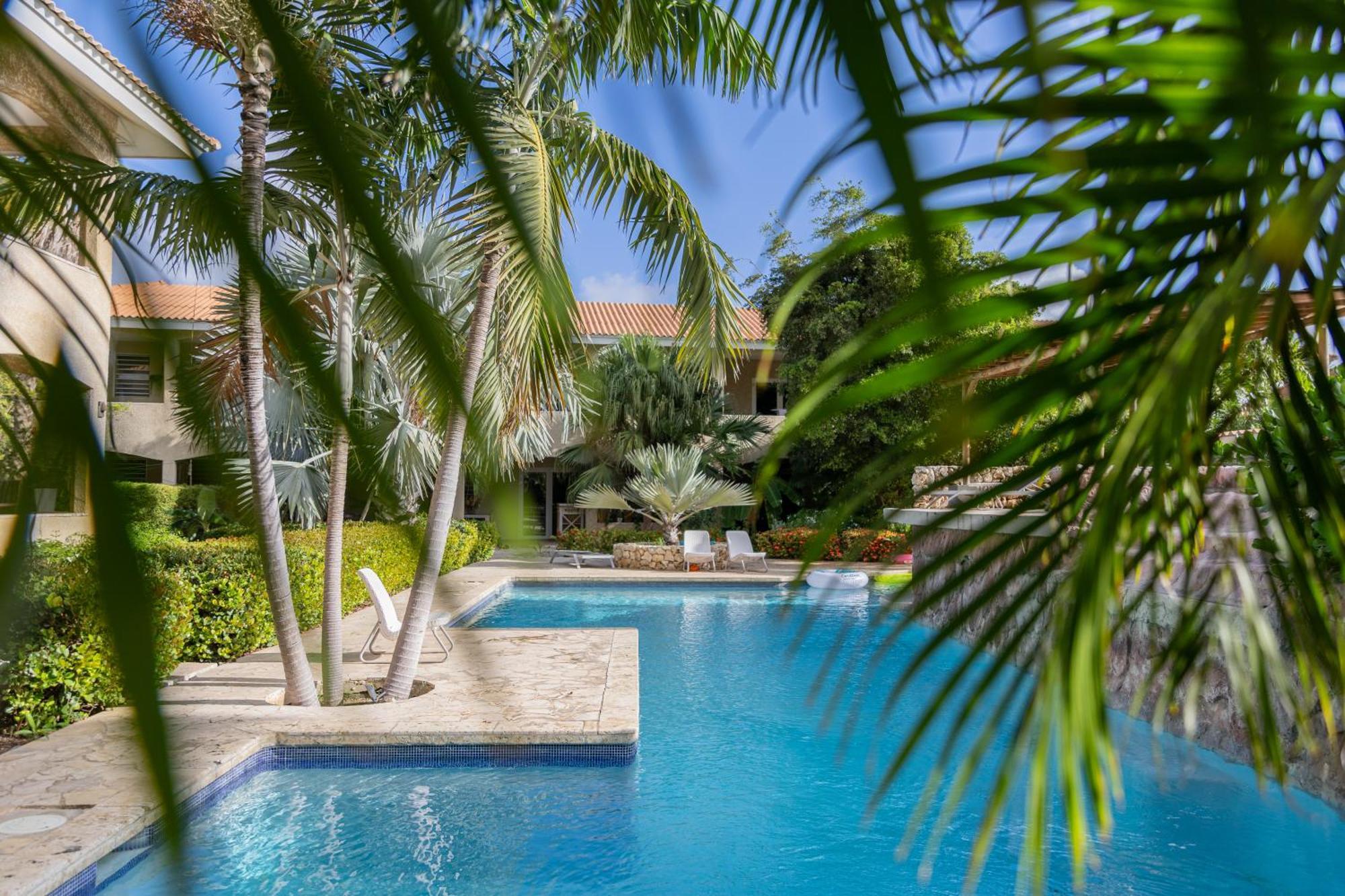Cocobana Resort Two-Bedroom Apartment Ground Floor Виллемстад Экстерьер фото